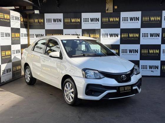 TOYOTA ETIOS 1.5 X PLUS 16V FLEX 4P AUTOMÁTICO